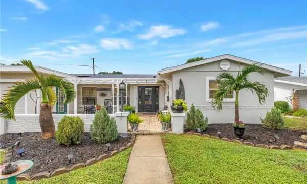 5891 33rd Avenue N, St Petersburg, FL, 33710